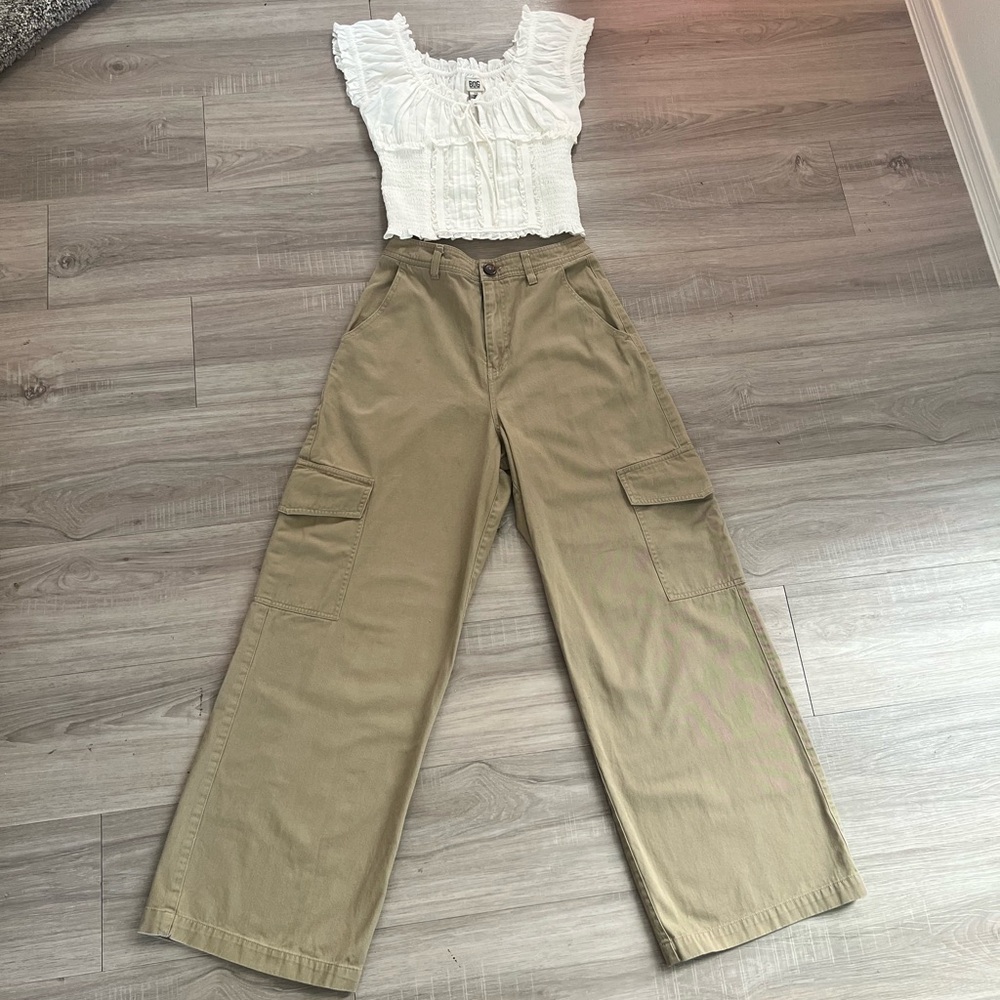 Khaki Wide-Leg Cargo Pants
